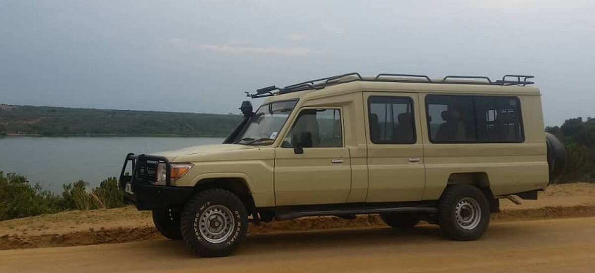 Toyota Safari Land Cruiser Extended